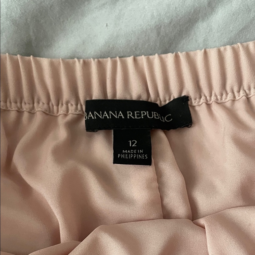 Banana Republic Pink Pleated Skirt - Picture 3 of 5